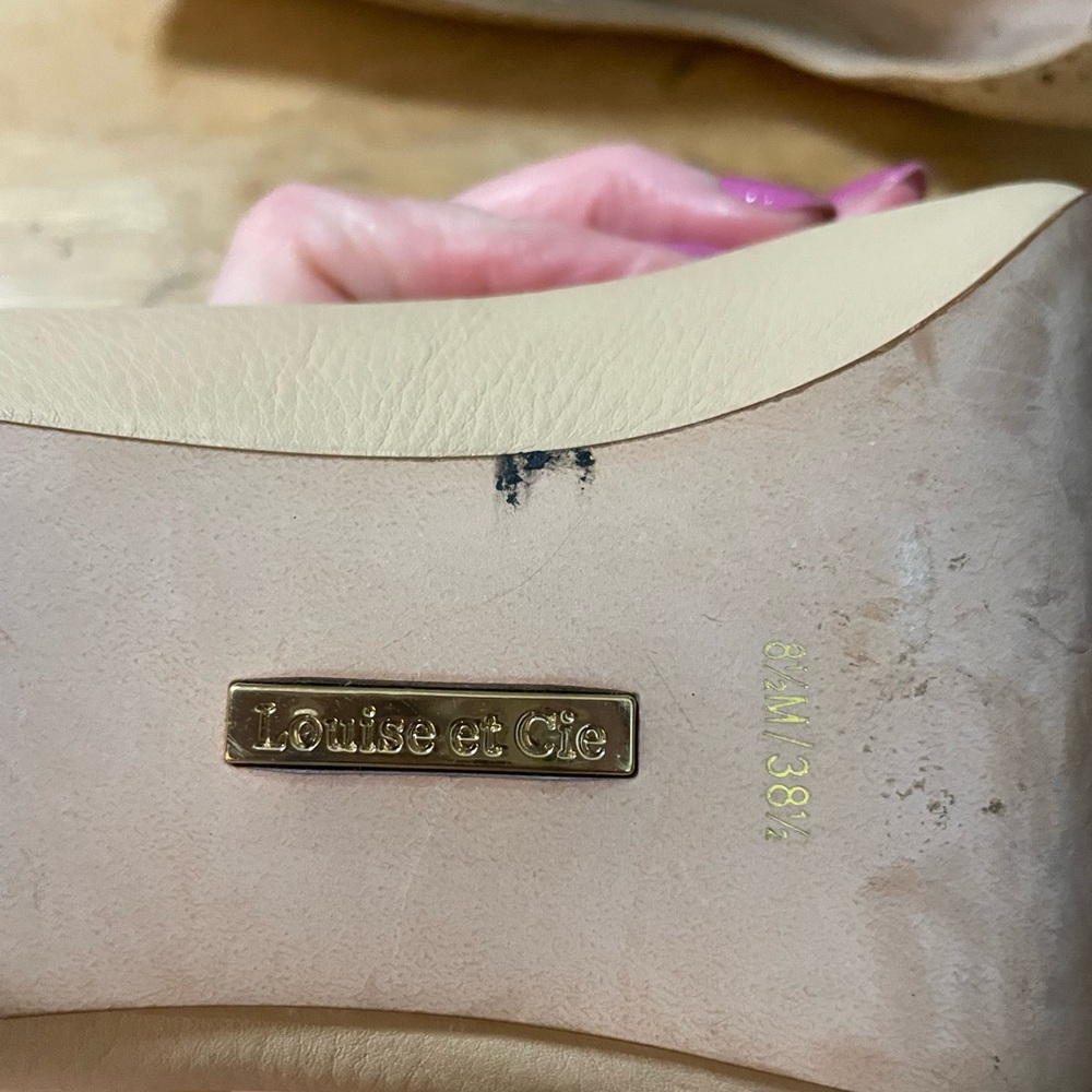 Louise et Cie Navy and Cream Heels - Picture 9 of 16